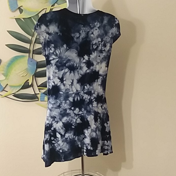 Crosby ﹰT-shirt Size Small Tie-dye print - Picture 6 of 9
